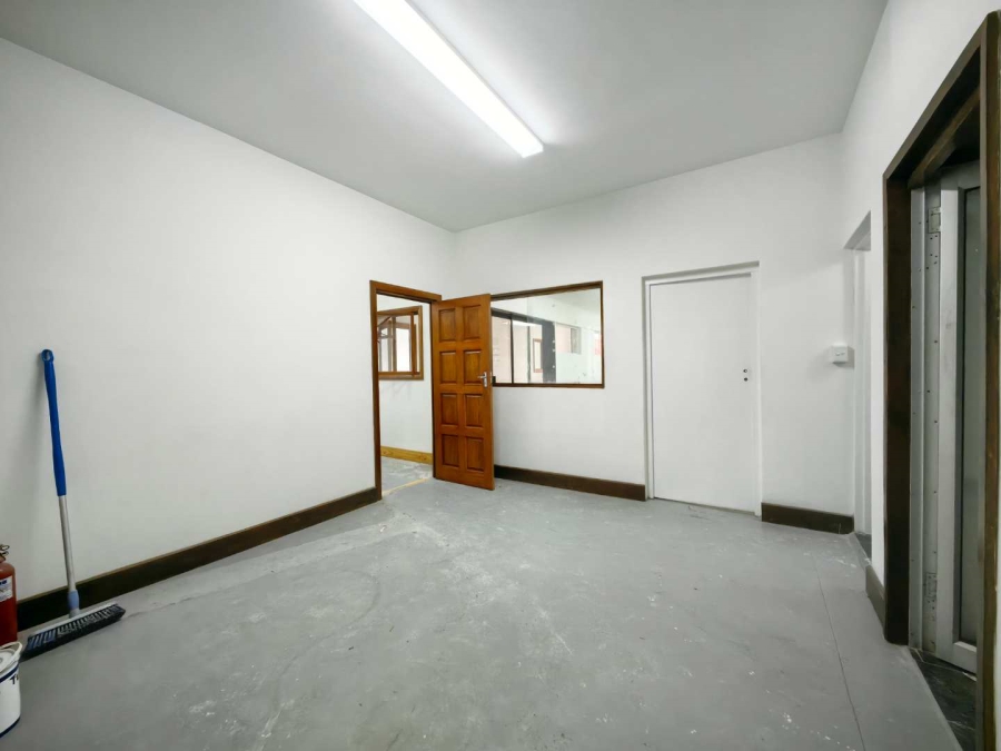 To Let commercial Property for Rent in Woodstock Western Cape